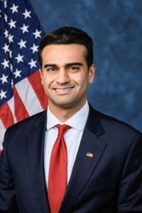 Portrait of Abraham Hamadeh