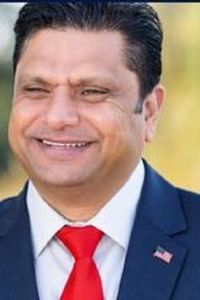 Portrait of Ritesh Tandon