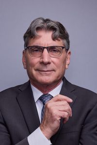 Portrait of Scott Meyers