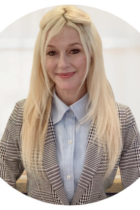 Portrait of Christy Peterson