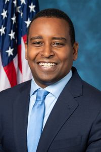 Portrait of Joe Neguse
