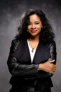 Portrait of Amanda Hollowell