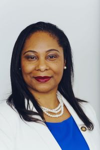 Portrait of Janelle Bynum